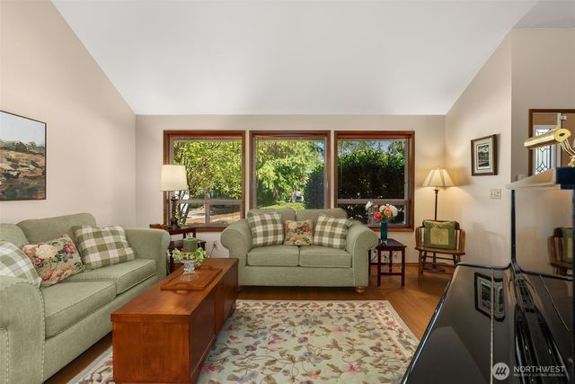 6615 Sierra Court SE, Lacey, WA 98503