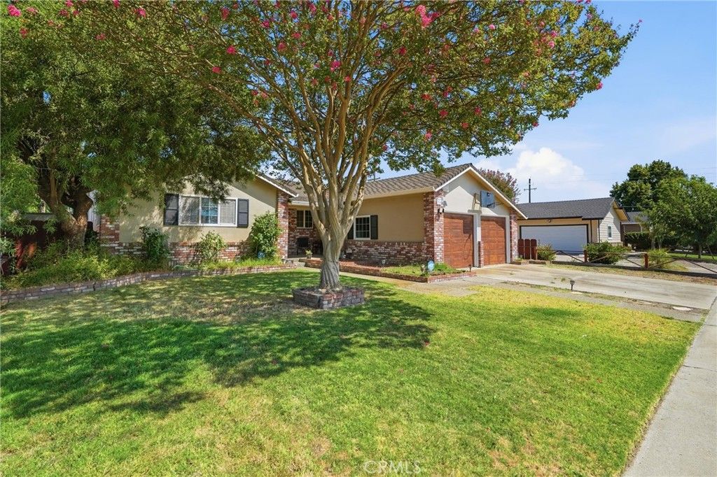 Image 5 of property listing at 316 Charles, Manteca, CA 95336