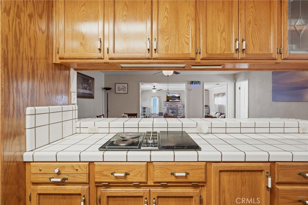Image 7 of property listing at 316 Charles, Manteca, CA 95336