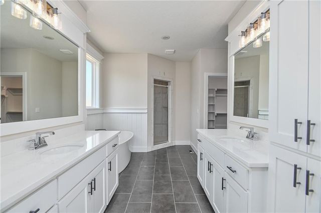 6115 Lewis Drive, Shawnee, KS 66226