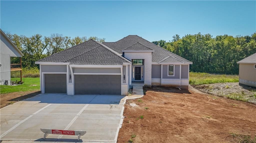 6115 Lewis Drive, Shawnee, KS 66226