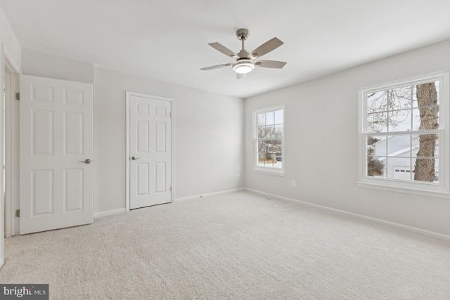 12920 NEW PARKLAND DR, Herndon, VA 20171