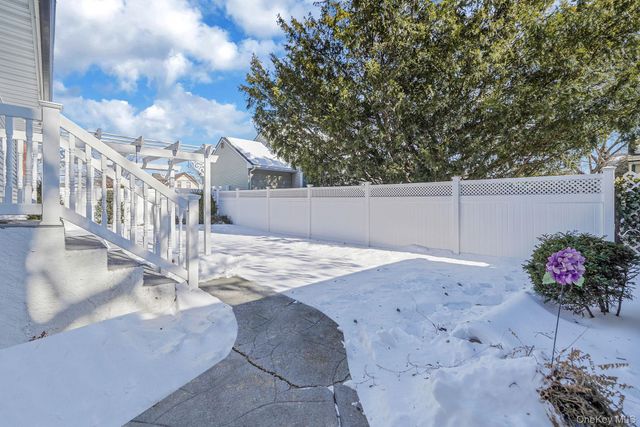 2009 Newbridge Road, Bellmore, NY 11710