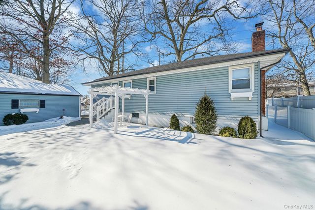 2009 Newbridge Road, Bellmore, NY 11710