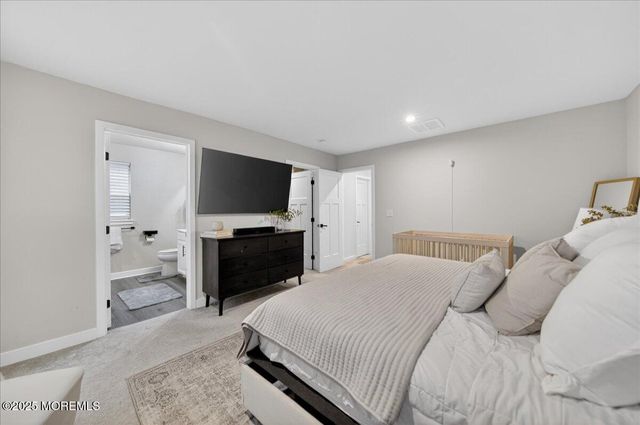 66 American Way, Cliffwood, NJ 07721