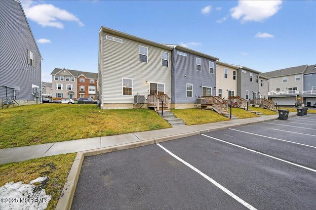 66 American Way, Cliffwood, NJ 07721