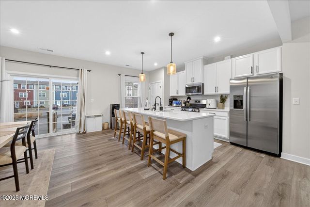 66 American Way, Cliffwood, NJ 07721