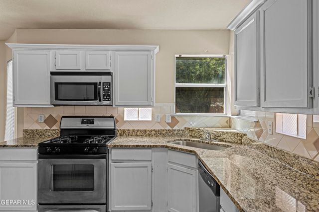 10817 WALDEN POND Street, El Paso, TX 79924