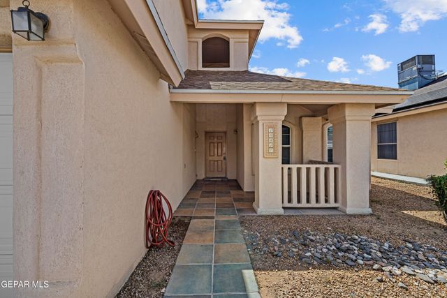 10817 WALDEN POND Street, El Paso, TX 79924