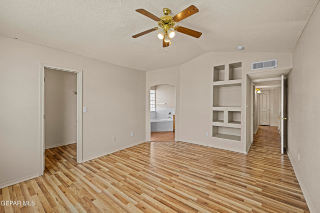10817 WALDEN POND Street, El Paso, TX 79924