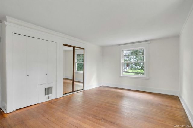 145 Cliff Avenue, Pelham, NY 10803