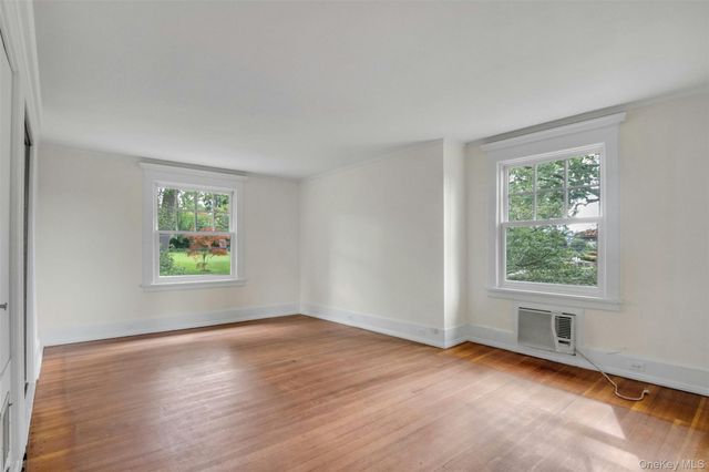 145 Cliff Avenue, Pelham, NY 10803