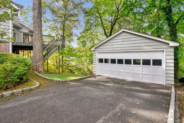 145 Cliff Avenue, Pelham, NY 10803