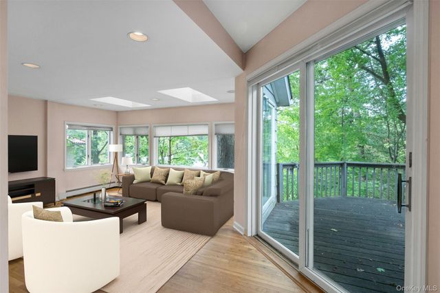 145 Cliff Avenue, Pelham, NY 10803