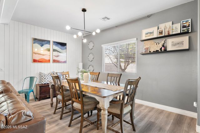 8942 W Twin Springs Drive, Marana, AZ 85653