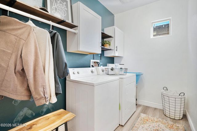 8942 W Twin Springs Drive, Marana, AZ 85653