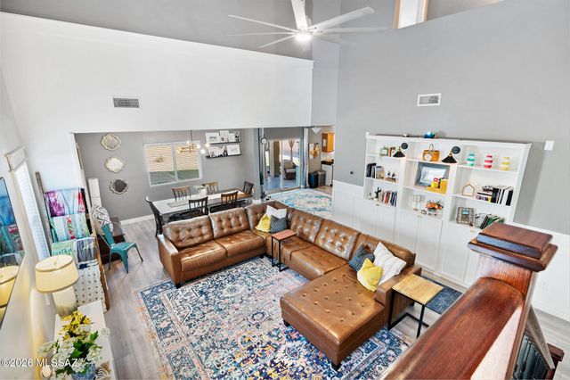 8942 W Twin Springs Drive, Marana, AZ 85653