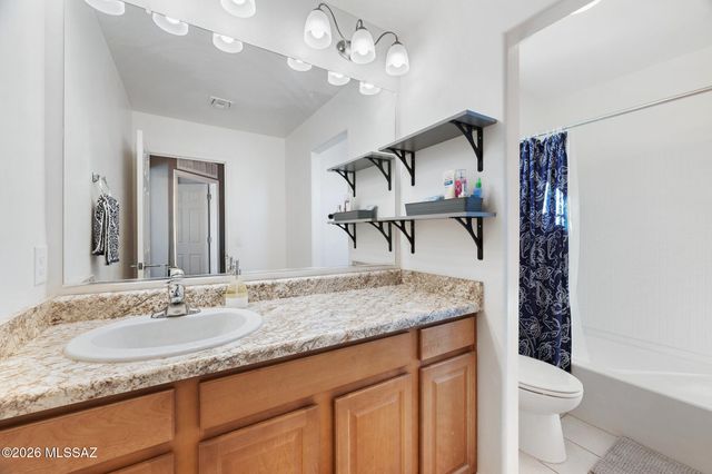 8942 W Twin Springs Drive, Marana, AZ 85653