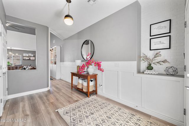 8942 W Twin Springs Drive, Marana, AZ 85653