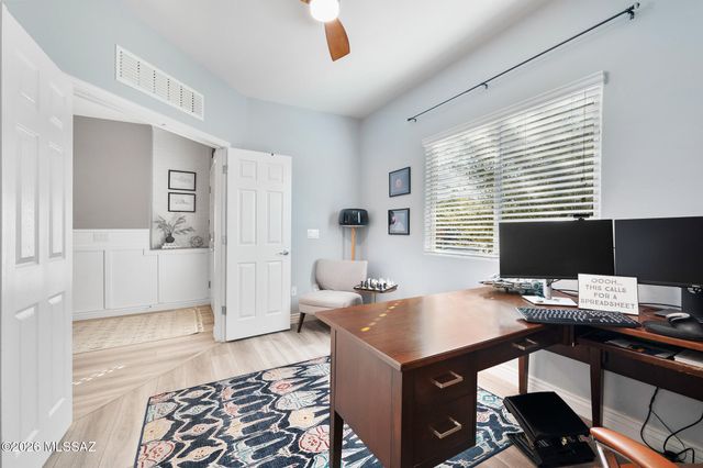 8942 W Twin Springs Drive, Marana, AZ 85653