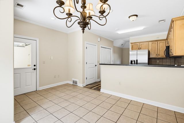 1601 Dexter Grove Ct Apt 102, Cordova, TN 38016
