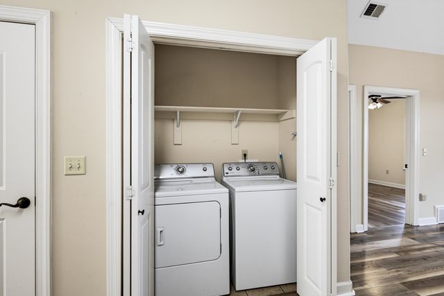1601 Dexter Grove Ct Apt 102, Cordova, TN 38016