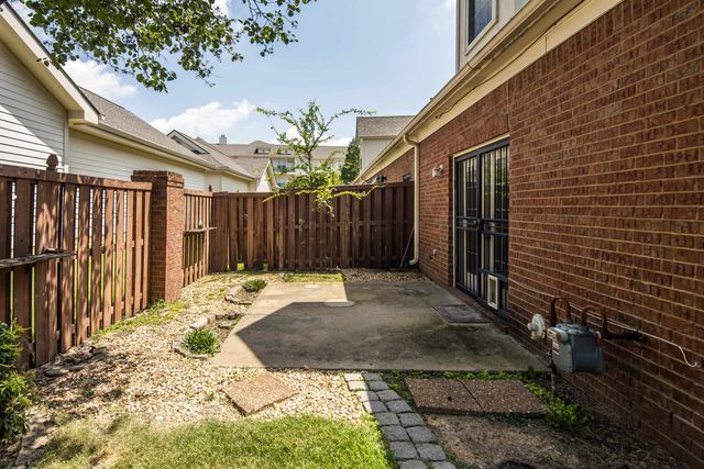 1601 Dexter Grove Ct Apt 102, Cordova, TN 38016
