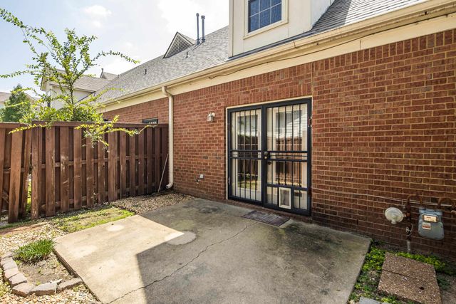 1601 Dexter Grove Ct Apt 102, Cordova, TN 38016