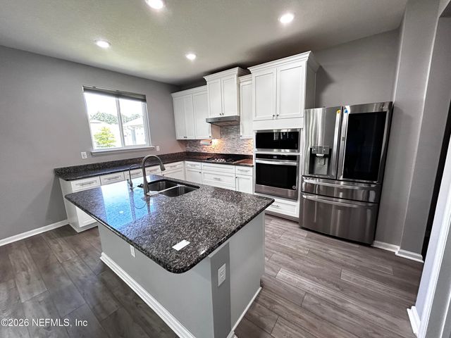 11646 PACIFIC DOGWOOD Court, Jacksonville, FL 32256