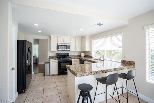 196 Kachina Drive, Henderson, NV 89074