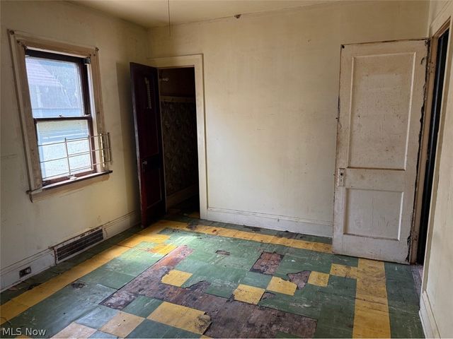 10205 Sandusky Avenue, Cleveland, OH 44105