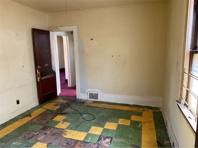 10205 Sandusky Avenue, Cleveland, OH 44105