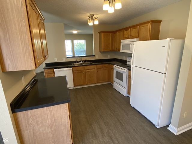 12853 Courage Crossing, Fishers, IN 46037