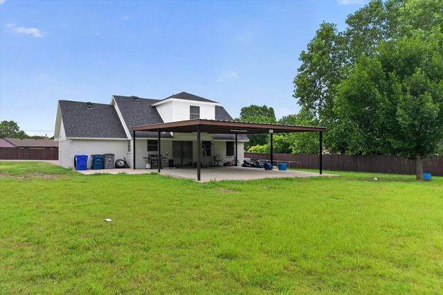 1626 Lyon Street, Lancaster, TX 75134