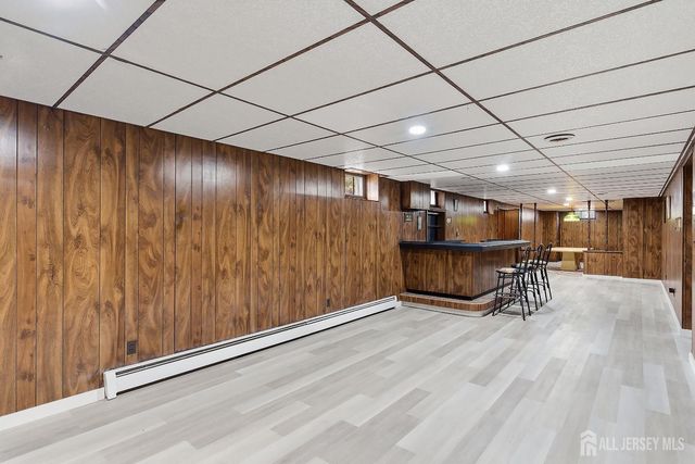 5 Washington Avenue, Morganville, NJ 07751