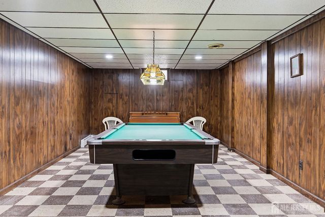 5 Washington Avenue, Morganville, NJ 07751