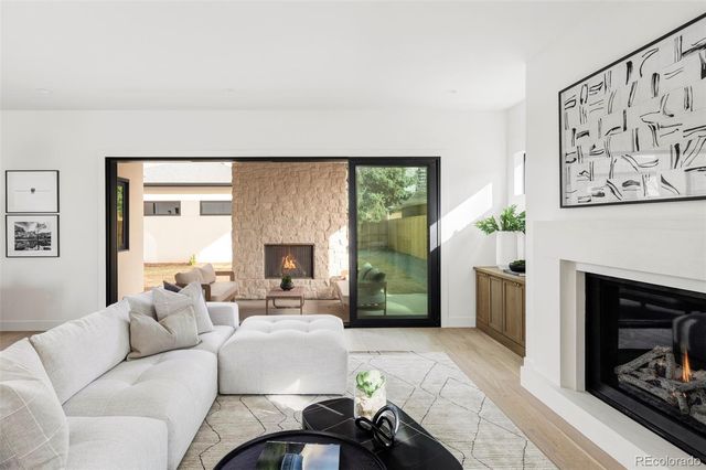 1060 S Garfield Street, Denver, CO 80209