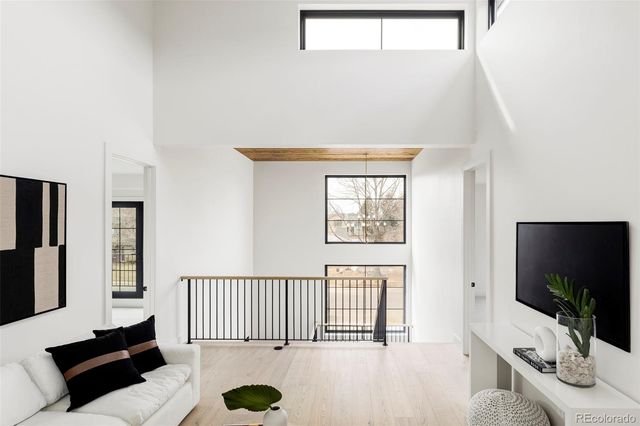 1060 S Garfield Street, Denver, CO 80209