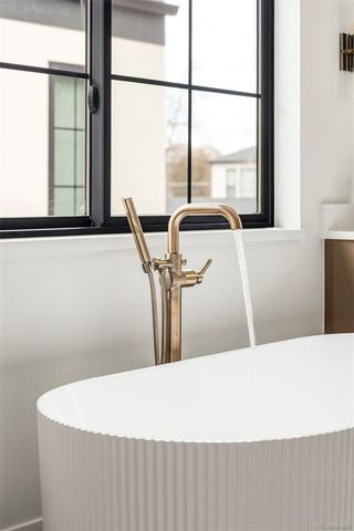 1060 S Garfield Street, Denver, CO 80209