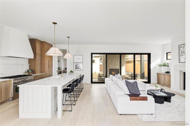 1060 S Garfield Street, Denver, CO 80209