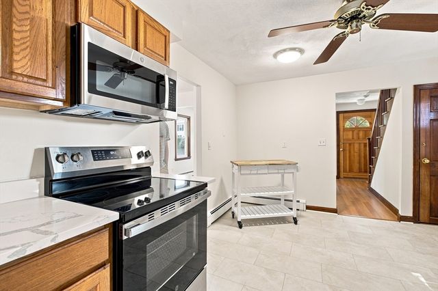24 Railroad Ave, Norwood, MA 02062