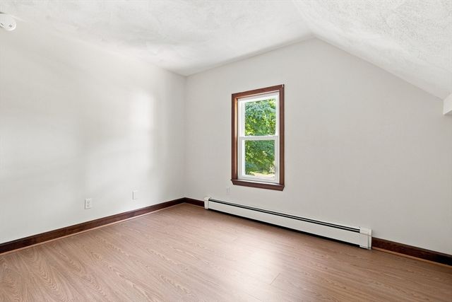 24 Railroad Ave, Norwood, MA 02062