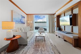 6801 Collins Ave 503, Miami Beach, FL 33141