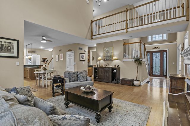 111 Bold Bidder Drive, Georgetown, KY 40324