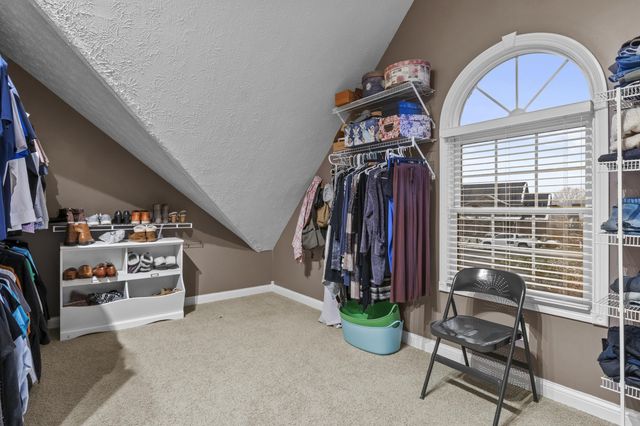 111 Bold Bidder Drive, Georgetown, KY 40324