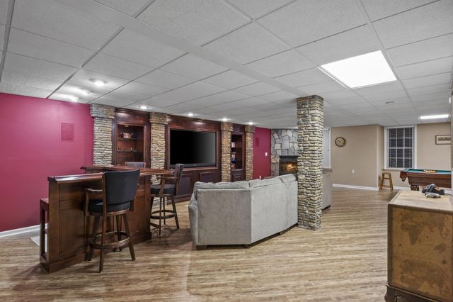 111 Bold Bidder Drive, Georgetown, KY 40324