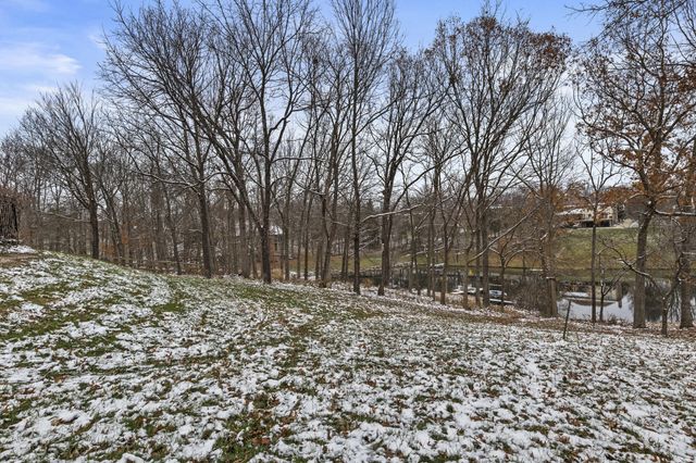 111 Bold Bidder Drive, Georgetown, KY 40324