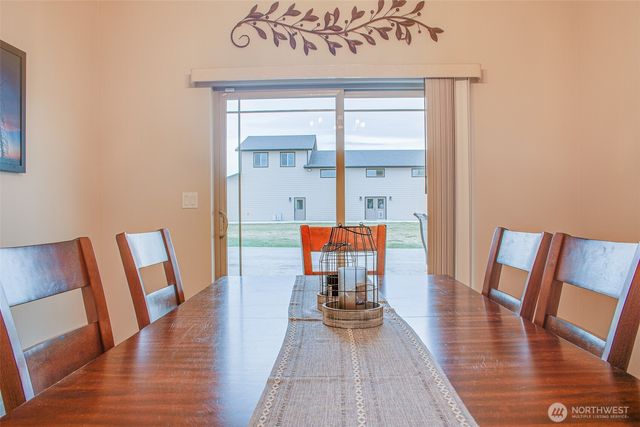 7342 Redmond Road NE, Moses Lake, WA 98837