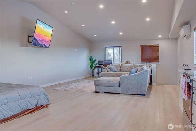 7342 Redmond Road NE, Moses Lake, WA 98837