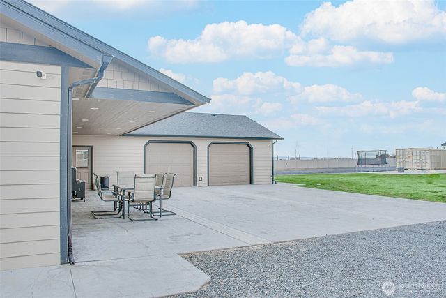 7342 Redmond Road NE, Moses Lake, WA 98837